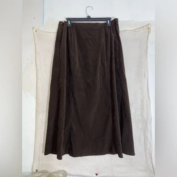 Elementz Maxi Skirt - Picture 2 of 3